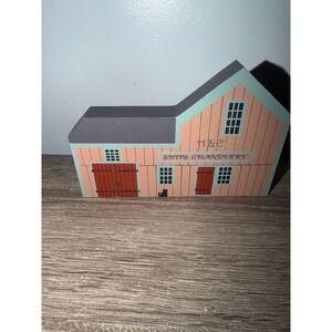 The Cats Meow Village 1987 Nautical Series HE Ships Chandlery Wood Shelf Sitter